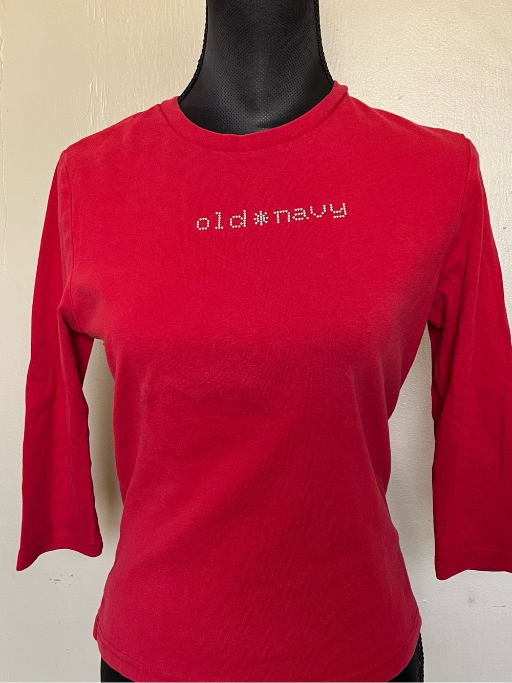 2000s red old navy rhinestone spellout quarter sleeve shirt